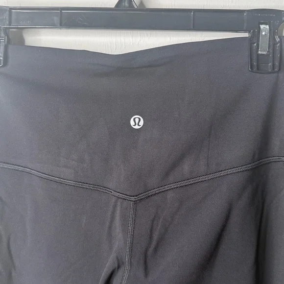Lululemon Align High Rise Pant 28” with pockets - Picture 3 of 4